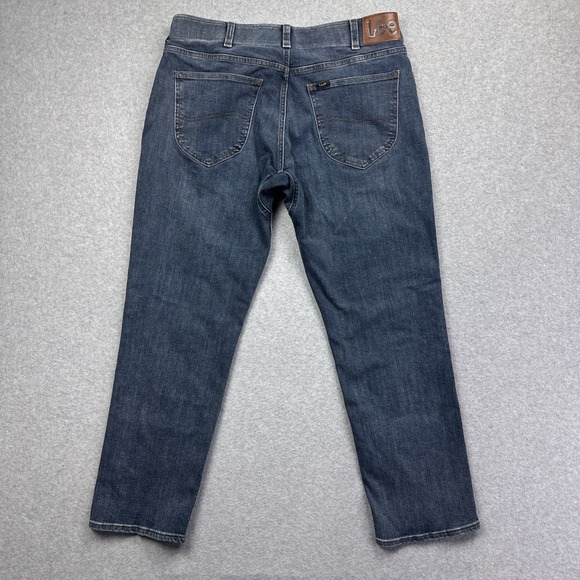 Lee Men's Extreme Motion MVP Straight Taper Leg Jeans Size 34x30 - Picture 4 of 10